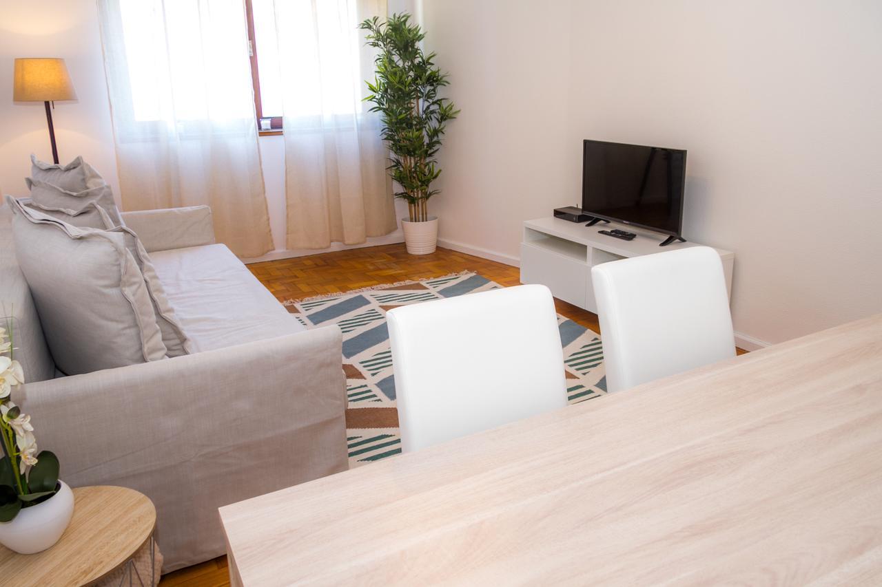 Liiiving In Porto | Downtown Delight Apartments الغرفة الصورة